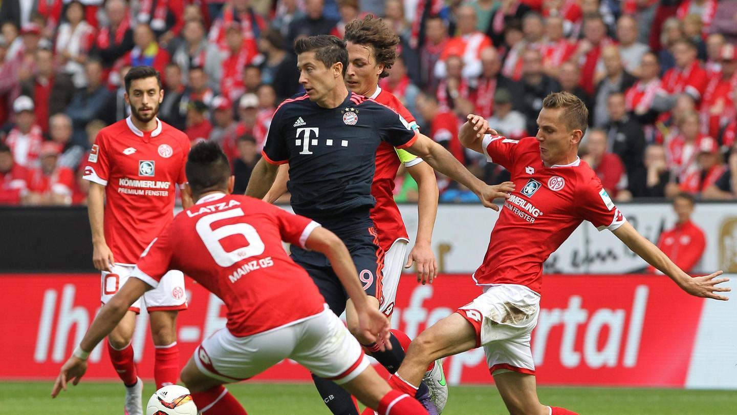 斯洛特：失去伊萨克是沉重打击，和狼队一起怀念若塔（斯洛特称伊萨克缺席是巨大打击，将与狼队共同追忆若塔）