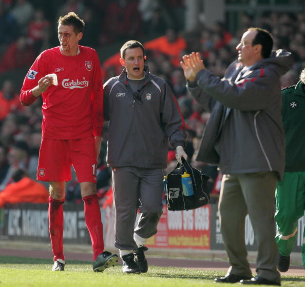 英超-利物浦0-3溃败诺丁汉森林，红军近7轮狂丢6场跌至中游（英超：利物浦0-3惨败诺丁汉森林，红军近7轮6负跌至中游）