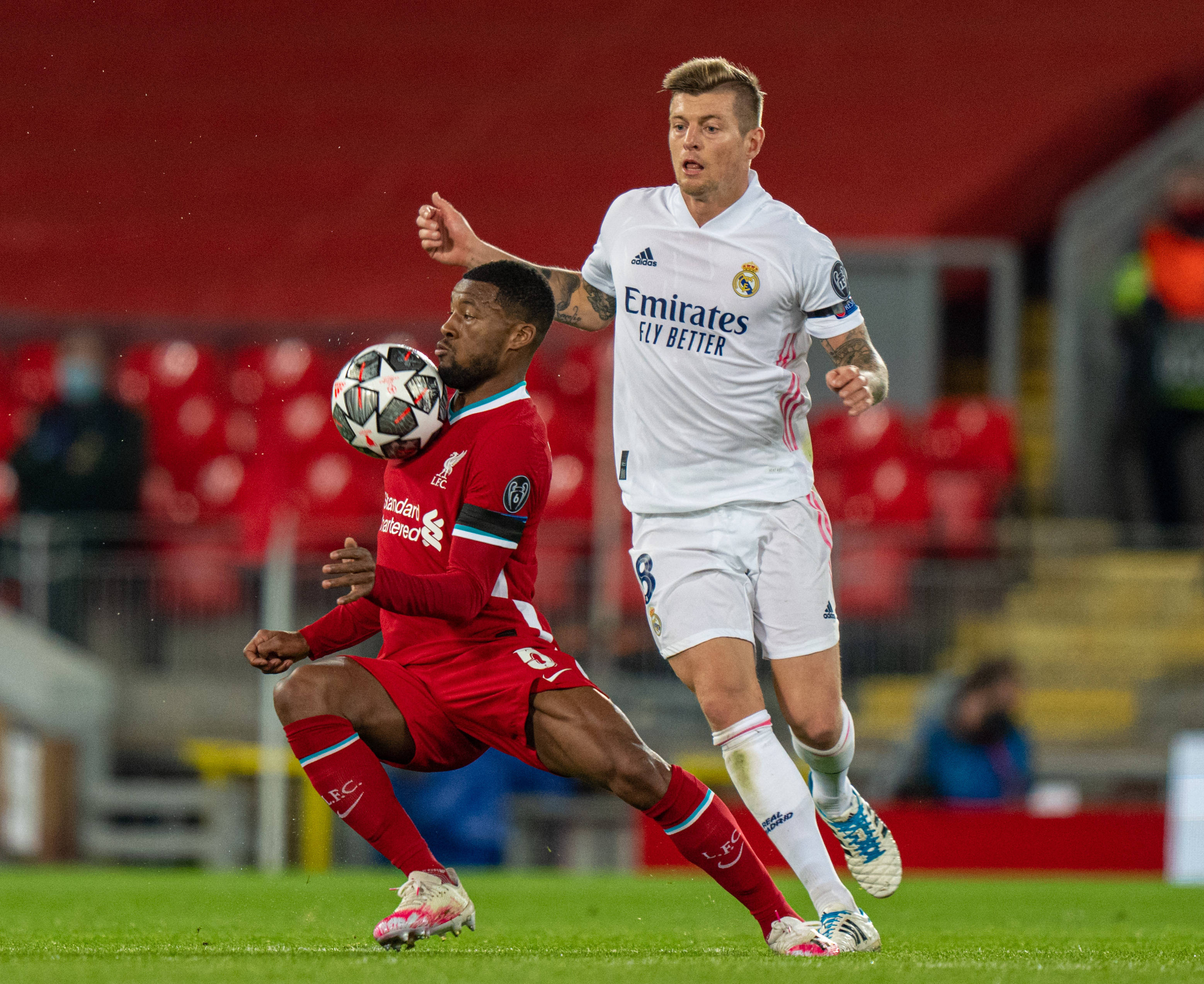 李金羽：中国足球前一段已经掉冰窟窿里了，目前处于恢复期