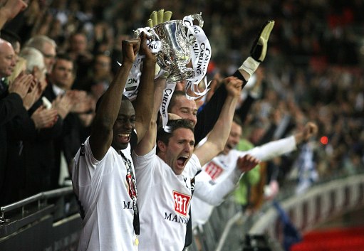 海伦芬主帅：对鹿特丹进球可能会很难，这支球队很难对付（海伦芬主帅：攻破鹿特丹球门不易，对手相当难缠）