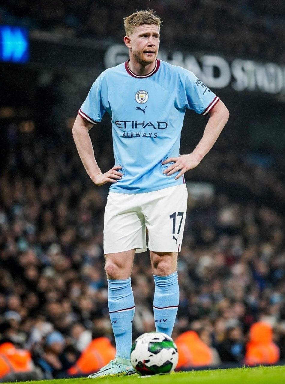 剑南春丨拜仁客场5-0大胜斯图加特，凯恩替补戴帽，莱默尔建功