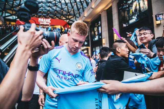 葡足协主席：我今天和C罗聊过，很清楚他有多渴望出现在场上