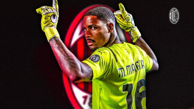 迪巴拉：如今人们太多时间对着屏幕，我们应该多去户外看看（迪巴拉建议：放下屏幕，去户外走走）