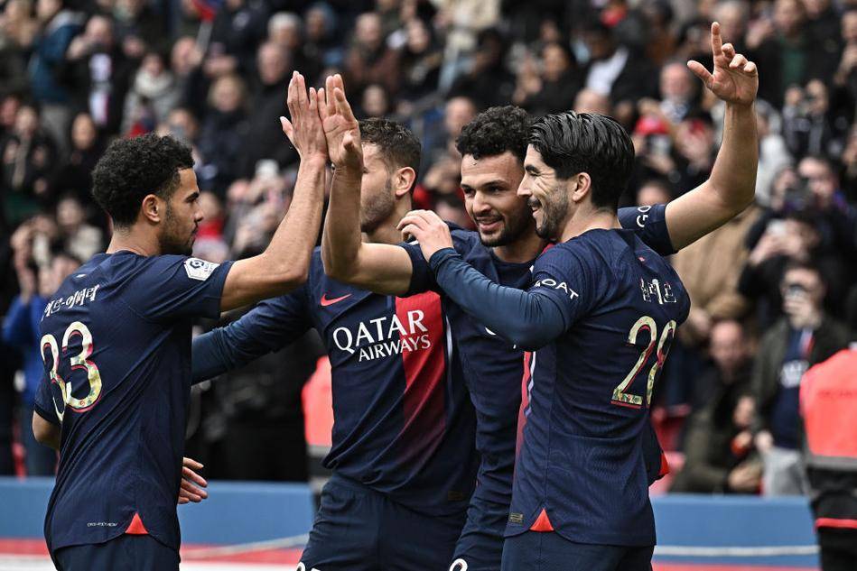 最后时刻替补登场，阿方索时隔262天伤愈复出