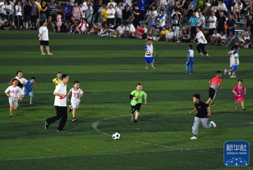 英超争四格局大乱，大黑马杀入欧冠区，超越切尔西，甩开曼联（英超前四洗牌，黑马跻身欧冠区，力压切尔西，甩开曼联）