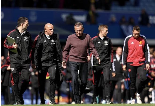 弗利克双喜临门：费尔明和德容回归