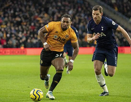 替补门将关键扑救，稳定球队防线