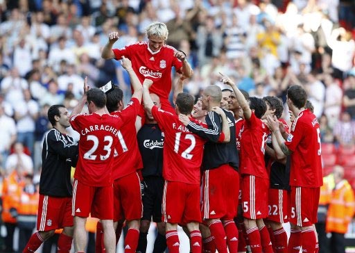 字母哥是现役为一队效力时间第三长的球员，仅次于库里和追梦