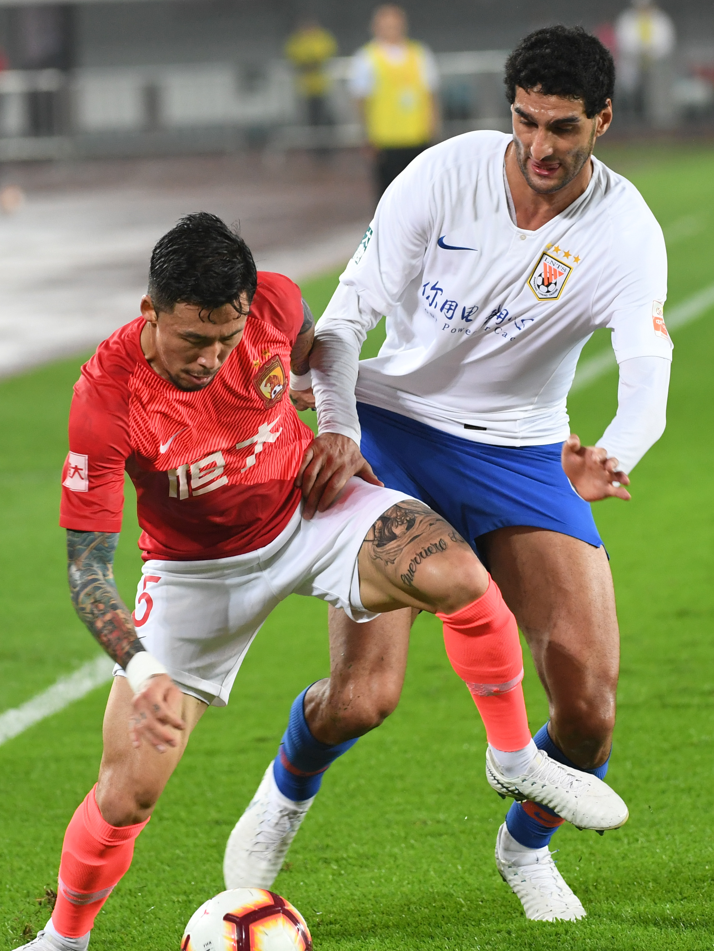 与4结缘，多特5轮欧冠联赛有4轮打入4球，剩下1轮被曼城进4球（多特与数字4难解难分：欧冠5轮中4场各进4球，另1场被曼城灌4球）