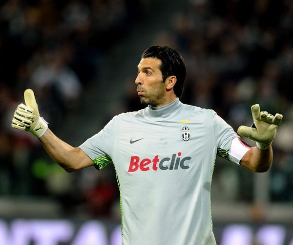 富安健洋：我的身体情况没有好转，但我不会退役的（富安健洋：尽管身体未见好转，我不会选择退役）