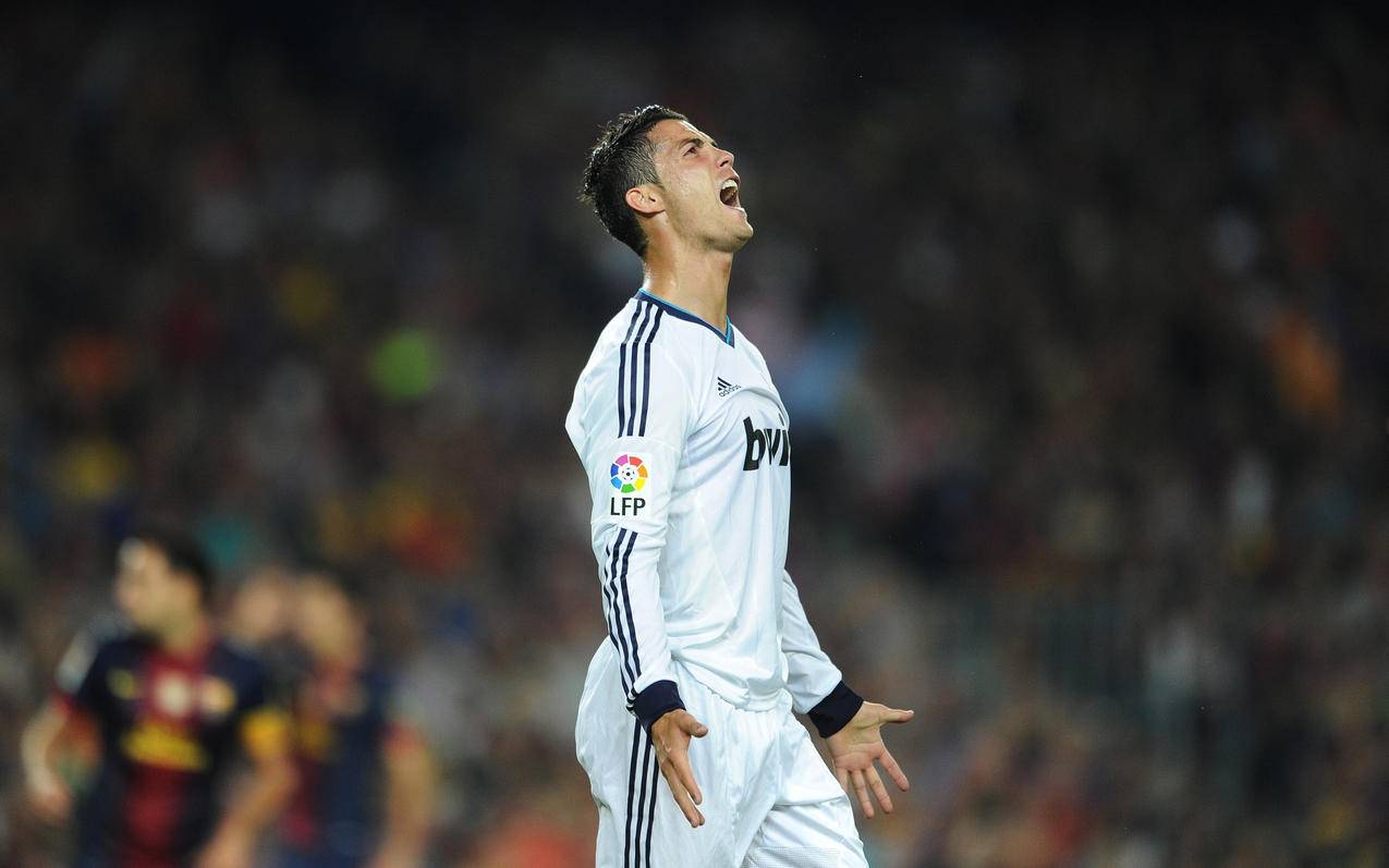 澳超半场：尤尔曼进球被吹，惠灵顿凤凰0-0麦克阿瑟FC（澳超半场：尤尔曼破门被判无效，惠灵顿凤凰与麦克阿瑟FC暂0-0）